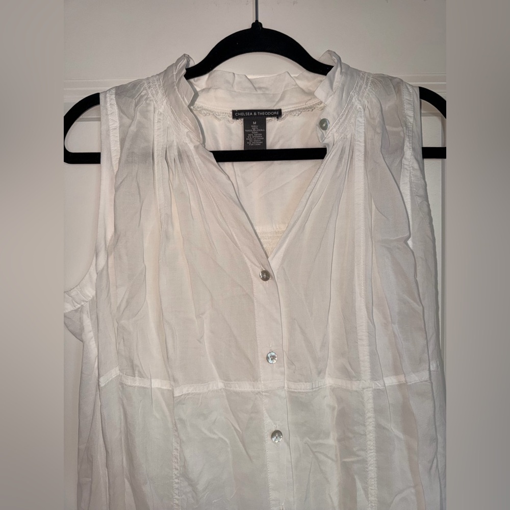 Chelsea & Theodore Sleeveless White Button-Down Blouse Semi-Sheer - Picture 2 of 5